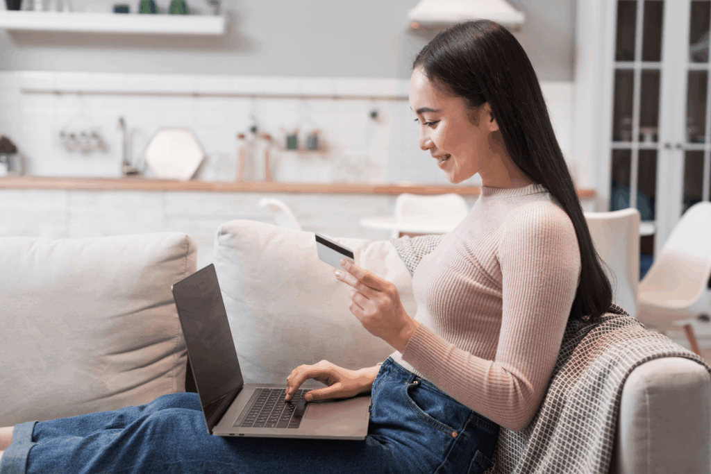 E-COMMERCE: CLAVES TRANSFORMADORAS Y SU IMPACTO EN EL COMERCIO GLOBAL