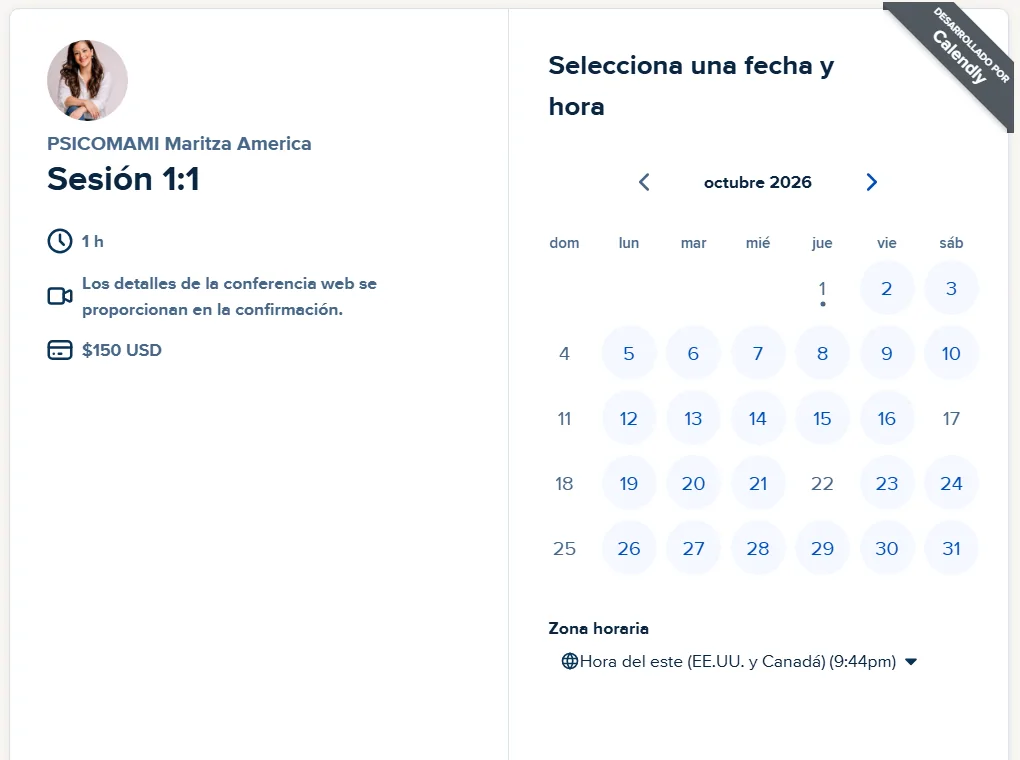 Captura real de la página de reservas de una psicóloga: calendario con días disponibles, duración de la sesión, videollamada y zona horaria